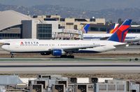 N144DA @ KLAX - Domestic Delta B763 (no winglets) - by FerryPNL