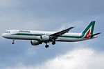 I-BIXR @ EGLL - Arriving 27R