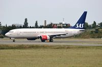 LN-RCY @ EKCH - Copenhagen 16.6.11 - by leo larsen