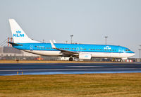 PH-BXI @ CPH - Copenhagen 2.1.2017 - by leo larsen