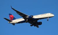 N6702 @ MCO - Delta - by Florida Metal