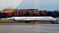 N973DL @ KATL - Taxi Atlanta - by Ronald Barker