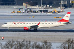 OE-LWA @ VIE - Austrian Airlines - by Chris Jilli