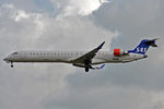 EI-FPF @ EGLL - Arriving 27L - by Robert Kearney