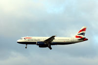 G-EUYL @ EKCH - G-EUYL landing rw 22L - by Erik Oxtorp