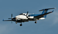 N864UP @ BWI - On short final to 33R.