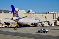N128UA @ KSFO - SFO 2016 - by Clayton Eddy