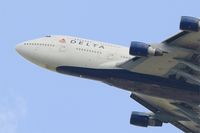 N665US @ LFPG - Boeing 747-451, Take off rwy 27L, Roissy Charles De Gaulle airport (LFPG-CDG) - by Yves-Q