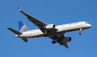 N17105 @ MCO - United - by Florida Metal