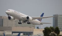 N19951 @ LAX - United - by Florida Metal
