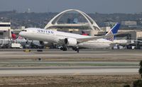 N27958 @ LAX - United - by Florida Metal