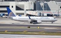 N35271 @ MIA - United - by Florida Metal