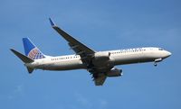 N37420 @ MCO - United - by Florida Metal