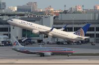 N37427 @ MIA - United - by Florida Metal