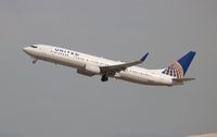 N37468 @ LAX - United - by Florida Metal