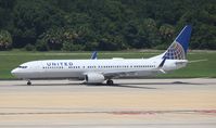 N39418 @ TPA - United - by Florida Metal