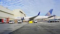 N518UA @ KSFO - SFO 2017 - by Clayton Eddy