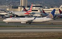 N66825 @ LAX - United - by Florida Metal