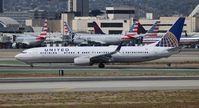 N69885 @ LAX - United - by Florida Metal