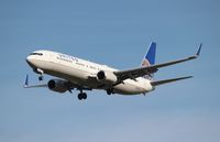 N77430 @ MCO - United - by Florida Metal