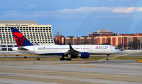 N669DN @ KATL - Taxi Atlanta - by Ronald Barker