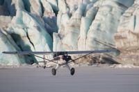 N2471K - Hallo Lake - by Alan Heyes