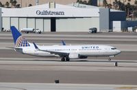 N76519 @ KLAS - Boeing 737-800