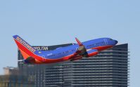 N964WN @ KLAS - Boeing 737-700 - by Mark Pasqualino