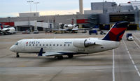 N881AS @ KATL - Taxi Atlanta - by Ronald Barker
