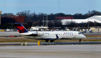 N882AS @ KATL - Taxi Atlanta - by Ronald Barker