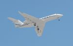 OE-ICH @ DXB - Long finals - by Keith Sowter