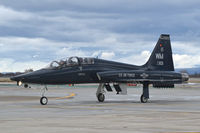 67-14831 @ KBOI - Coming onto the south GA ramp.