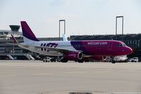 HA-LYL @ EDDK - Airbus A320-232(W) - W6 WZZ Wizz Air - 6489 - HA-LYL - 11.08.2015 - CGN - by Ralf Winter