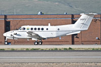 84-24377 @ KBOI - Taxing on Bravo to Idaho Army Guard ramp.