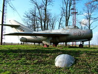 807 @ LHBC - Békéscsaba Airport, Hungary - by Attila Groszvald-Groszi