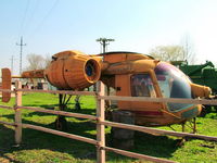 HA-MMQ - Pápa-Tapolcafö, agricultural depot, Hungary - by Attila Groszvald-Groszi