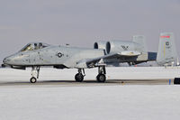 78-0707 @ KBOI - Taxi to RWY 10R.  190th Fighter Sq., Idaho ANG. - by Gerald Howard