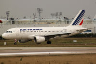 F-GRHV @ LFPO - Taxiing - by micka2b