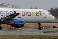 SP-HAZ @ LFBD - Small Planet Airlines Polska P79256 to Dublin - by Jean Goubet-FRENCHSKY