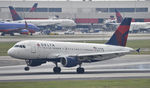 N315NB @ KATL - Arriving at Atlanta - by Todd Royer