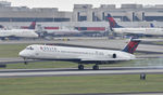 N913DE @ KATL - Arriving at Atlanta - by Todd Royer