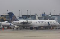N925SW @ KORD - CL-600-2B19 - by Mark Pasqualino
