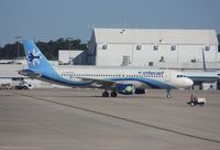 XA-MXM @ KIAH - Airbus A320