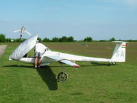 HA-4001 @ LHDV - Dunaújváros-Kisapostag Airport, Hungary - by Attila Groszvald-Groszi
