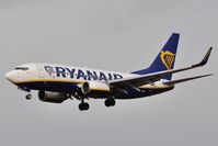 EI-SEV @ EGSH - Landing to collect NCFC. - by keithnewsome
