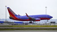 N419WN @ KOAK - Landing runway 28R North Field Oakland Airport. - by Clayton Eddy