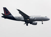 OO-SSR @ LEBL - Landing rwy 07L - by Shunn311