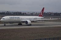 TC-JJO @ LTBA - Ataturk - by Roberto Cassar