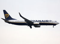 EI-FOP @ LEBL - Landing rwy 25R - by Shunn311