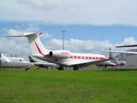 N922H @ NZAA - Honeywell white collar taxi - by magnaman
